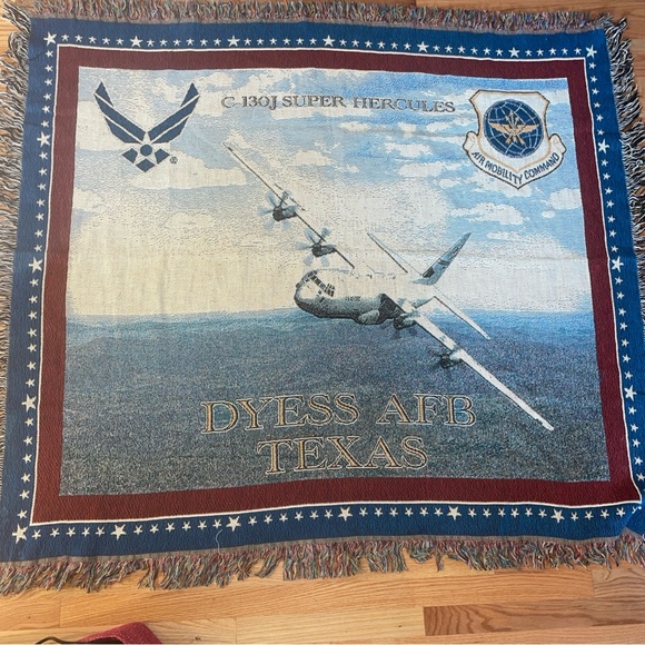 C-130J‎ Super Hercules Dyess AFB Texas Tapestry Throw Blanket - Picture 1 of 10